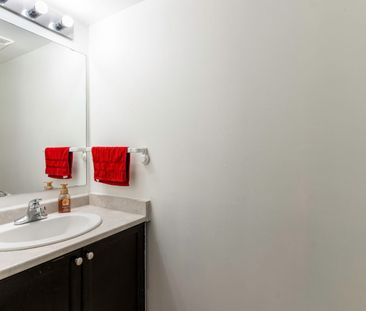 For Lease - 141 Sydenham Wells N/A Unit# 2, Barrie, Ontario - Photo 3