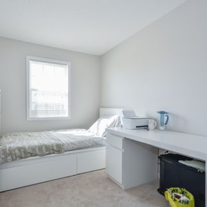 1155 Gordon St, Guelph - Photo 2