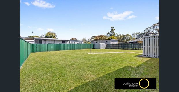 Highset home with bonus kitchenette and teenagers retreat under! - Photo 1