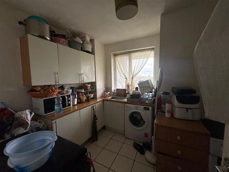 2 bedroom maisonette to rent - Photo 4