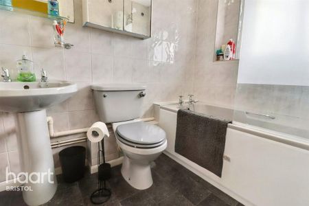 1 bedroom semi-detached house to rent - Photo 4