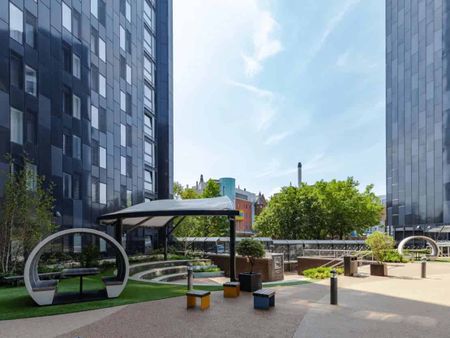 Gold Ensuite - Photo 3