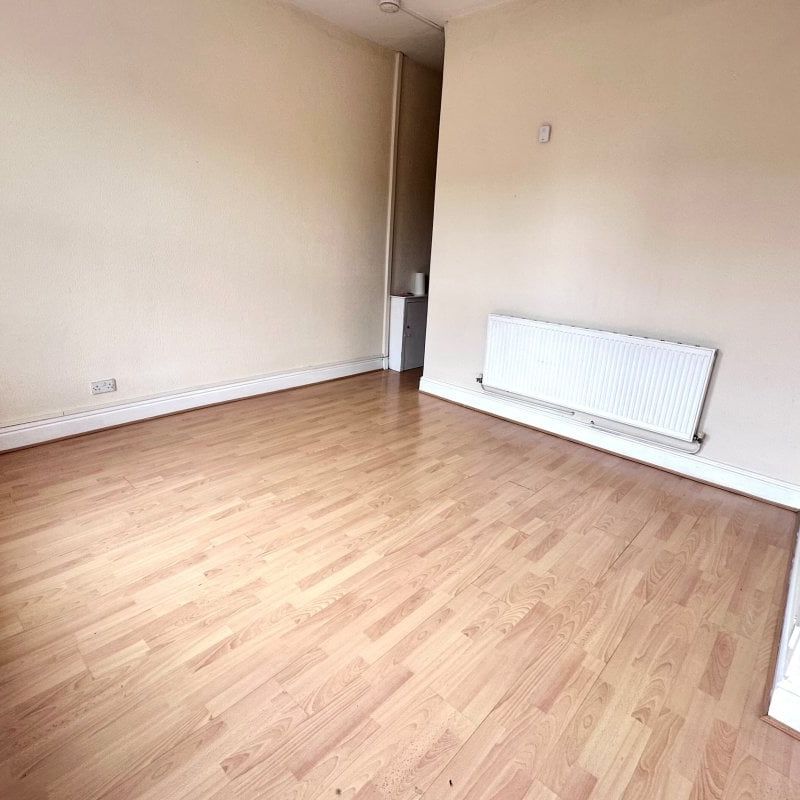 Alexandra Road, PRENTON - Photo 1