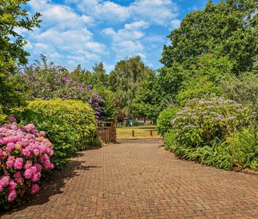 5 bedroom detached house to rent - Photo 4