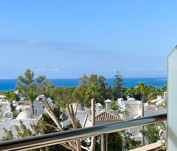 Middle Floor Apartment in Marbella - Photo 2