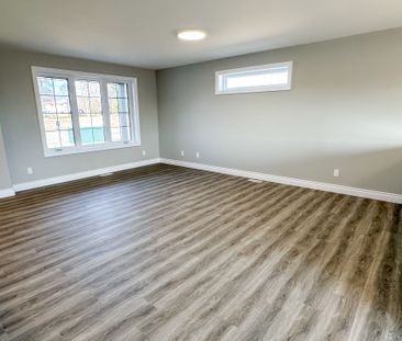 For Lease - 159A Sienna Avenue, Belleville, Ontario - Photo 6