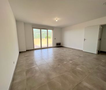 Location Appartement 2 pièces 45m² SOLLIES PONT 83210 - Photo 6