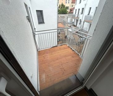 Erstbezug nach Sanierung - Schicke 3- Zimmerwohnung mit Balkon zu v... - Photo 1