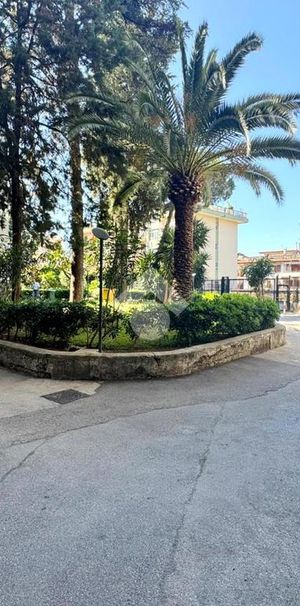 Trilocale in affitto - Photo 2