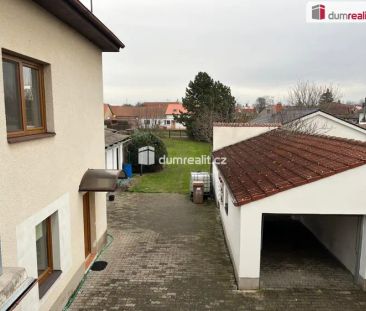 Pronájem bytu 2 + kk, 80 m - Fotografie 1