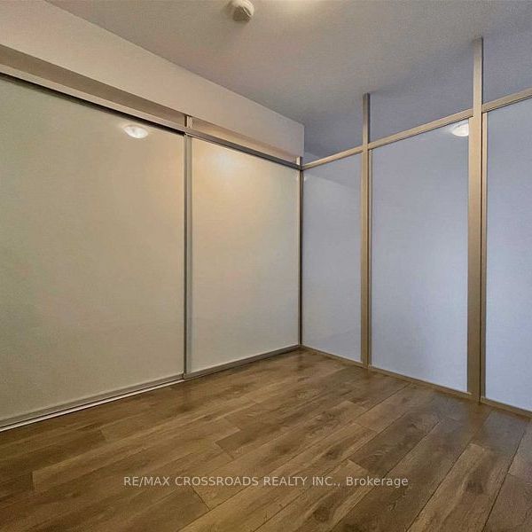 For Lease - 426 University Avenue Unit# 1007, Toronto, Ontario - Photo 1
