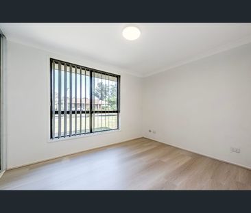 26 Primrose Circuit, Claremont Meadows, NSW 2747 - Photo 2