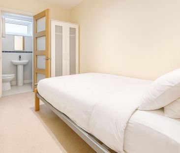 House share to rent - Photo 4