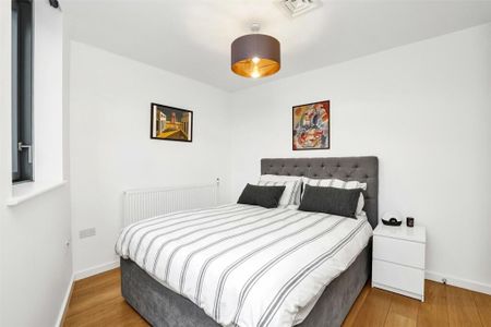 1 Bed Flat, Fable Apartments, EC1V - Photo 2