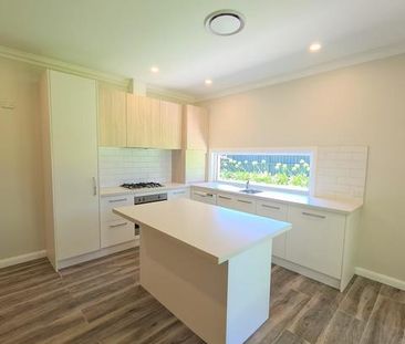 1/420A Bobbin Head Road, Turramurra NSW 2074 - House For Rent | Domain - Photo 4
