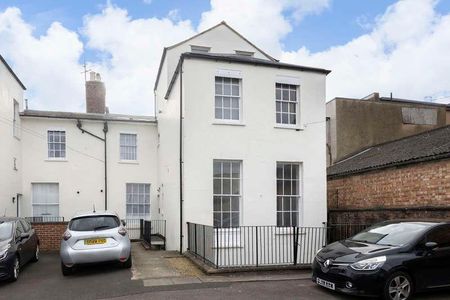 Winchcombe Street, Cheltenham, GL52 - Photo 5