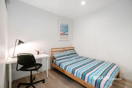 3903/8 Sutherland Street, Melbourne - Photo 4