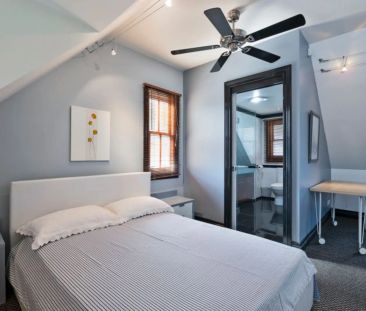 Chic Furnished Apartment in Gorgeous Linley Point - Photo 6