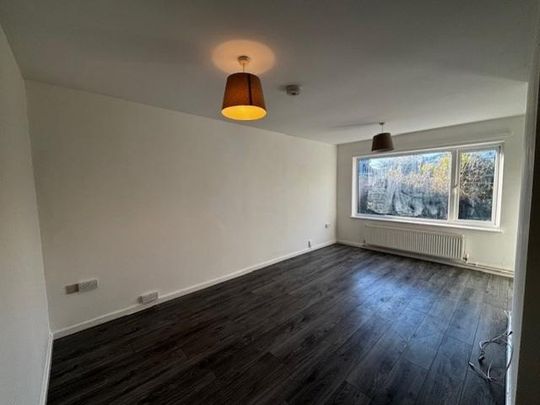 3 bedroom bungalow to rent - Photo 1