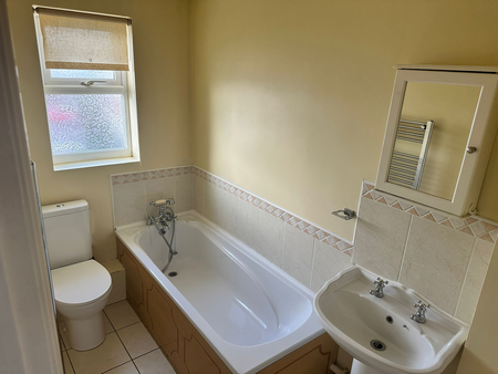 2 bedroom terraced house to rent - Photo 5