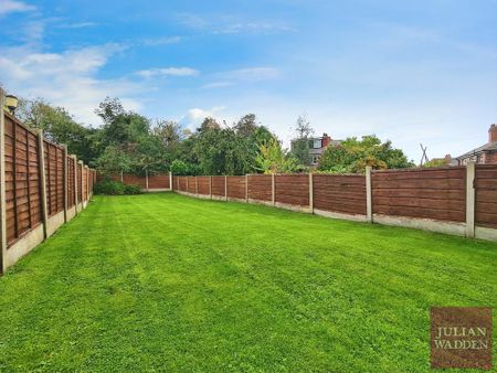 3 bedroom semi-detached house to rent - Photo 3