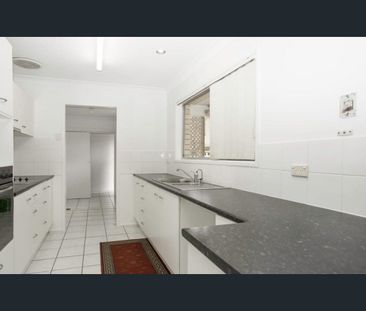 Spacious Family Home in the Heart of Banyo! - Photo 4