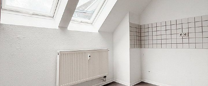DACHGESCHOSS UND JEDE MENGE PLATZ - Photo 1