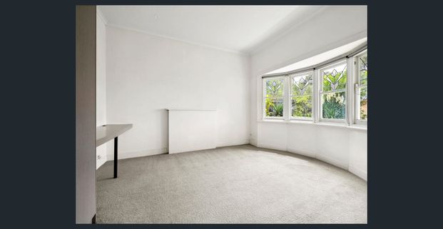 Three Bedroom Home in a Great Location - Photo 1