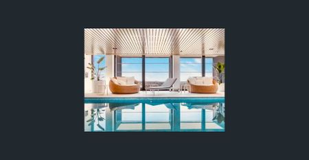 Luxury Furnished 2 Bedroom Apartment with Harbour Bridge/ Water View /City View - Photo 4