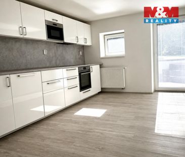 Pronájem bytu 2+1 102 m², Řevnice - Fotografie 2