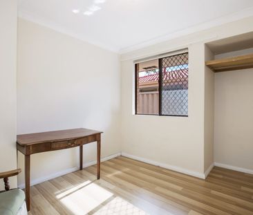 Comfortable Living in a Convenient Location - Photo 5