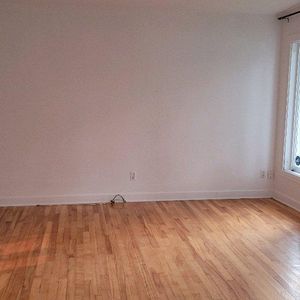 maison unifamiliale à louer à Repentigny - Photo 2