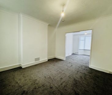 Pratt Road, Rushden - Photo 1