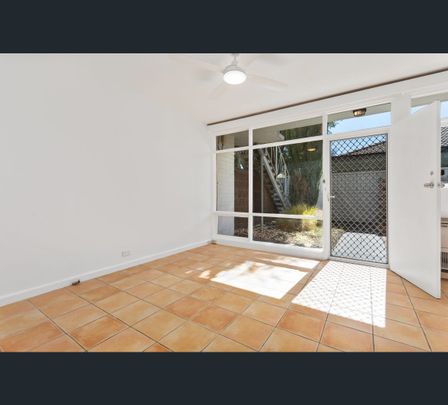 5/2 Crosby St, South Brighton, SA 5048 - Photo 1