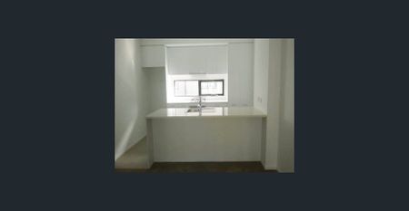 TRILEVEL SPLENDOUR - Photo 4