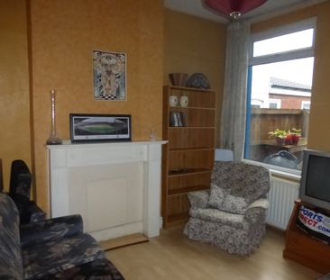 1 Bedroom Mid Terraced House For Rent - Photo 3