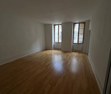 Charmant logement en plein centre d'Yverdon - Premier loyer net offert - Foto 4