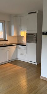 - SINT-AMANDSBERG - Gelijkvloers appartement met tuintje - Foto 4