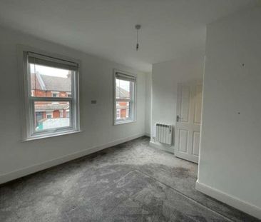 Broomfield Street, Old Town, Eastbourne, BN21 - Photo 2