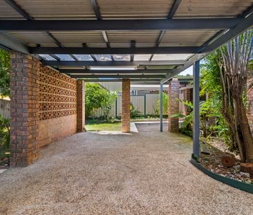 22 Dunleath Street, Durack QLD 4077 - House For Rent - $600 | Domain - Photo 5