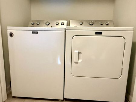 For Lease - 1079 Speedvale Court, Kanata, Ontario - Photo 3