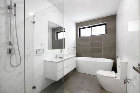 STUNNING FAMILY HOME - Photo 3