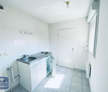 Location Appartement 2 pièces 54m² LE CATEAU CAMBRESIS 59360 - Photo 4