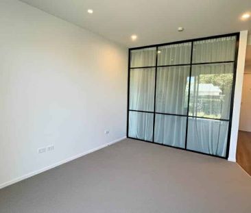 Modern Living & Lifestyle Opportunity With Pool! - Photo 2