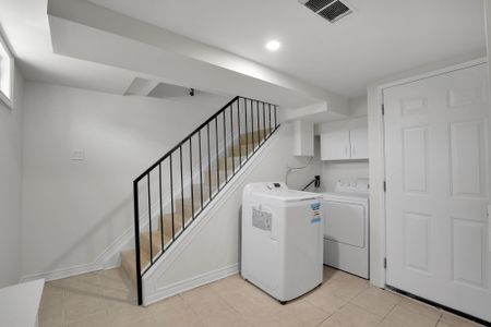 For Lease - 940 BRANT lower unit Street Unit# lower unit, Vanier and Kingsview Park, Ontario - Photo 5