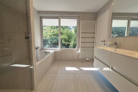 FOREST - FACE AU PARC - Foto 5