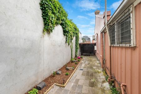 Thinking of selling? Contact our agent - Photo 5