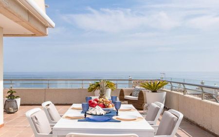 3 bedroom luxury penthouse for rent in Puerto Banus, Spain - Photo 3