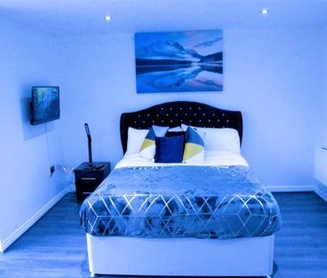 6 bedroom house to rent - Photo 2