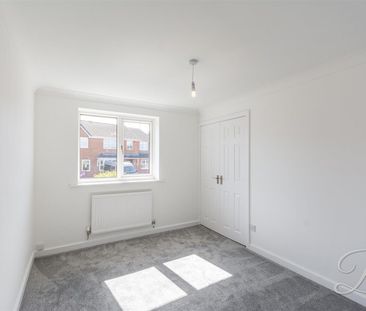 2 bedroom - Photo 2